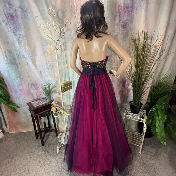 📌Maggie Sottero Flirt Richly Beaded Strapless Tulle Prom -Ball  - Formal Gown - Picture 2 of 16